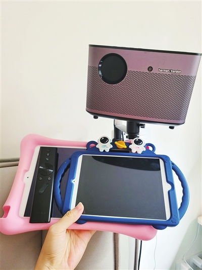 “數字原住民”的童年隱憂 專家呼吁，年齡越小越應與電子產品“斷舍離”